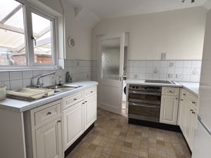 Photo 17- click for photo gallery